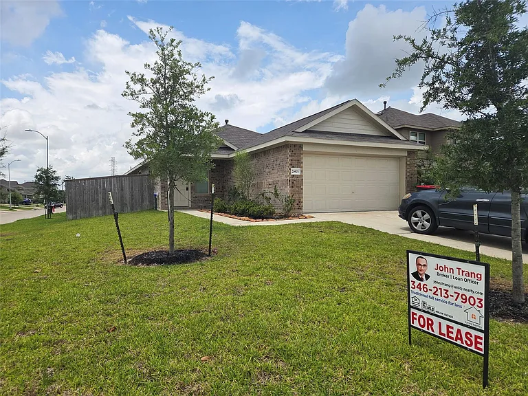 26903 Vista Harbor Dr — Photo 1