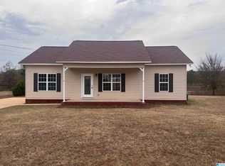 160 Tripp Dr, Talladega, AL 35160