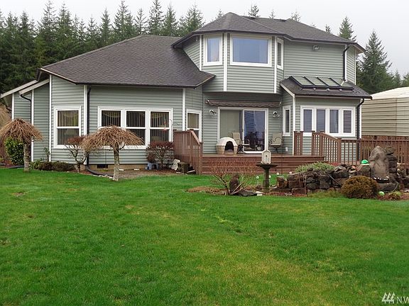 4th image of 8 Eaton Dr