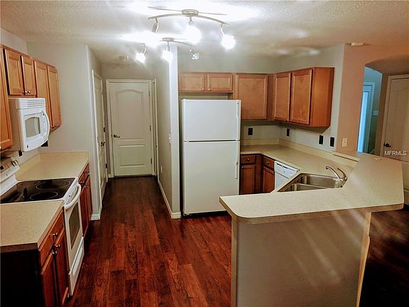 4th image of 7523 Maroon Peak Dr