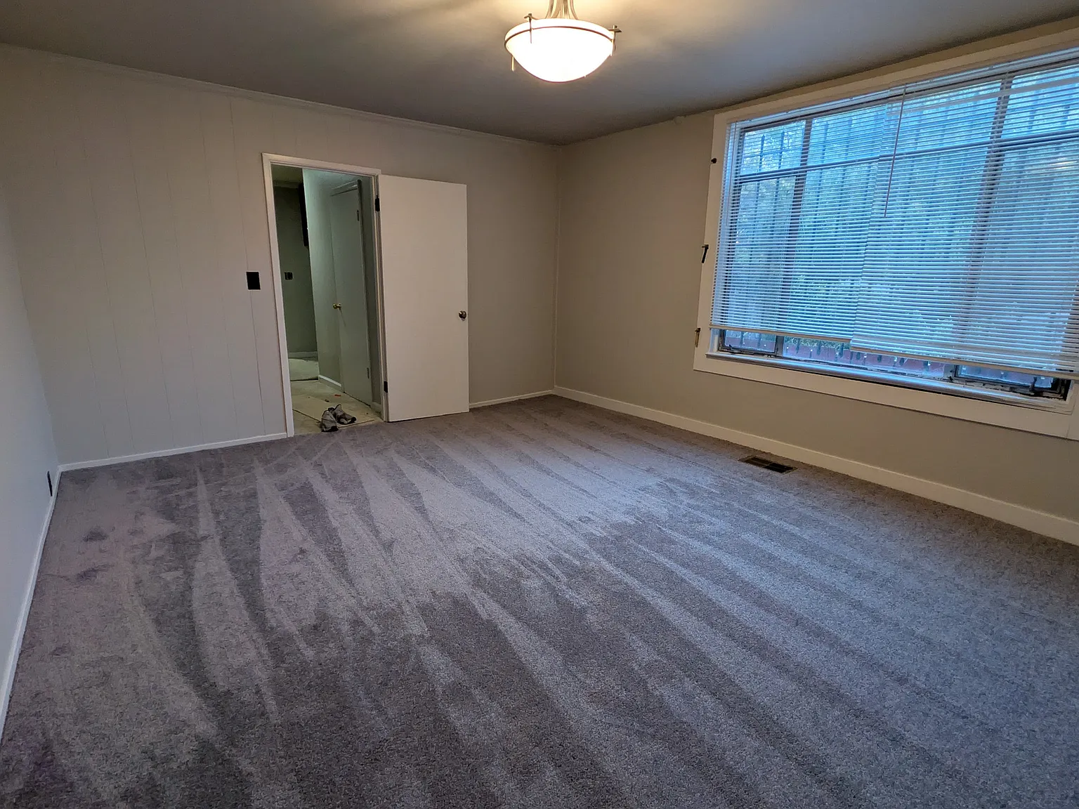 4 bed, 1800 sqft, $3,500 — Photo 1
