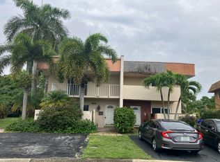 8015 SW 6th St, Pompano Beach, FL 33068