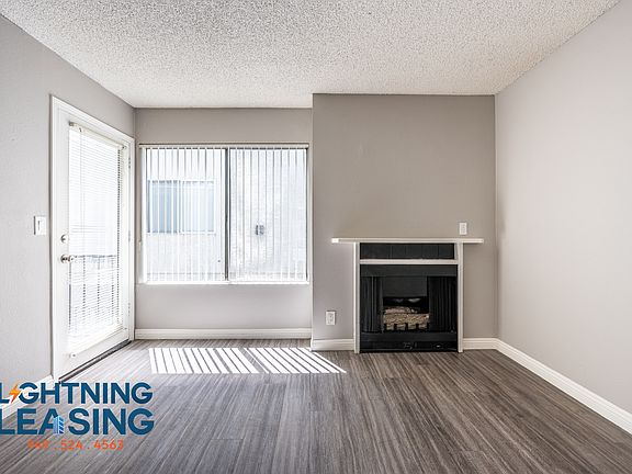4th image of 14201 Victory Blvd #114D