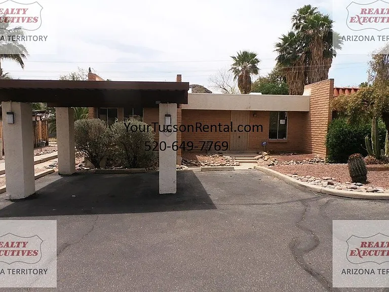 2743 W Sheryl Dr — Photo 1