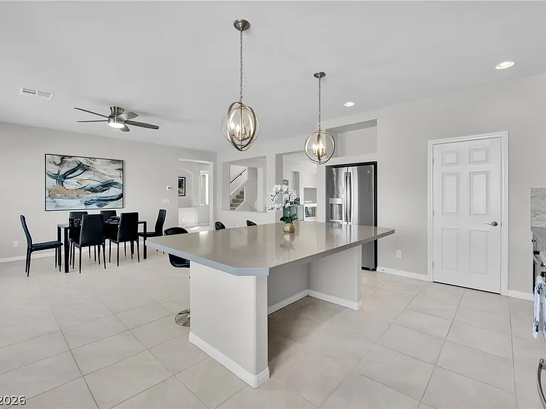 9770 Hawk Crest St — Photo 19