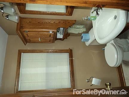 5th image of 6413 W Clarke St