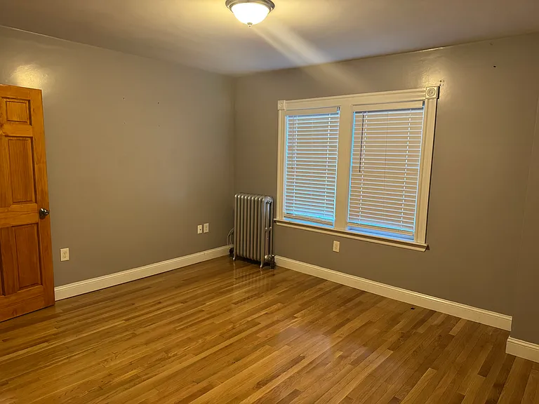 11 Dyer Ave — Photo 9