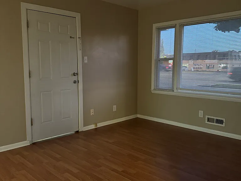 6932 W Oklahoma Ave #1 — Photo 6