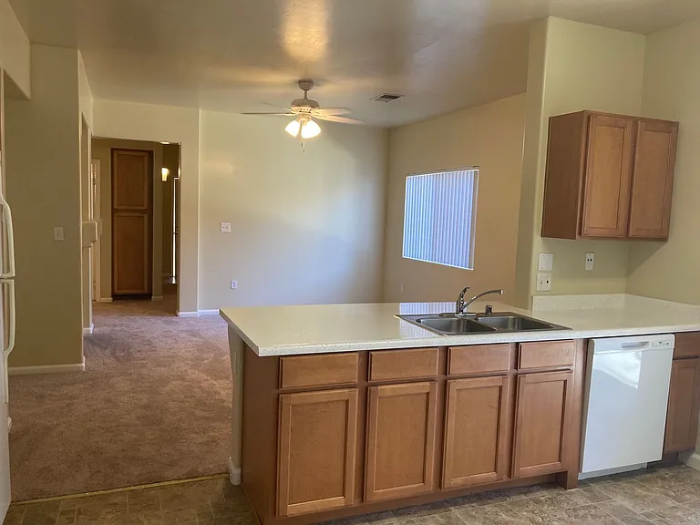 2309 Cullen Ct — Photo 9