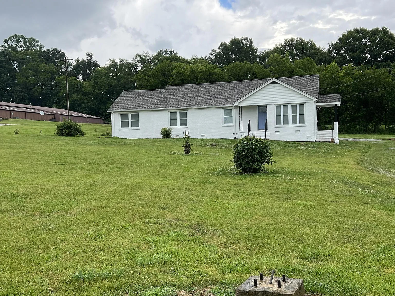 3 bed, 1536 sqft, $2,450 — Photo 2