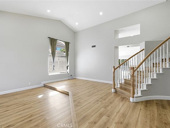 5th image of 2482 Steven Dr