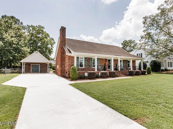 609 Golfers Lane, Nashville, NC 27856