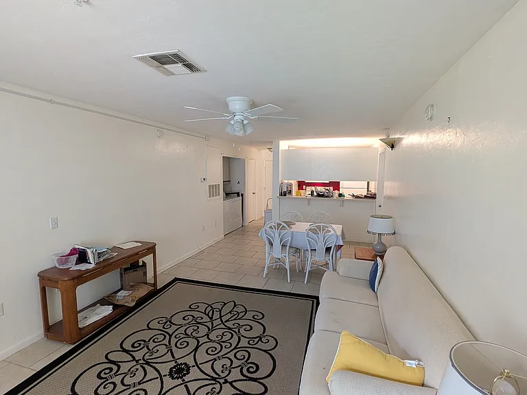 3800 SW 20th Ave #405 — Photo 7