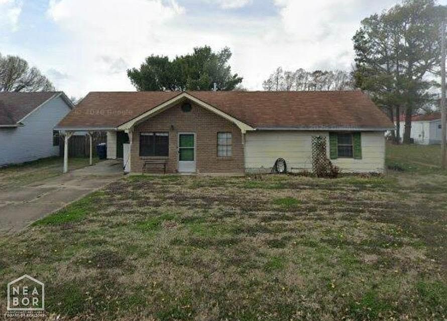 1st image of 563 Clement Ln