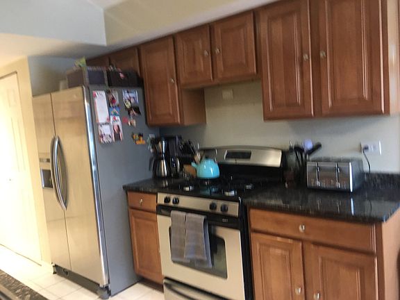 4th image of 9358 Meadowview Dr