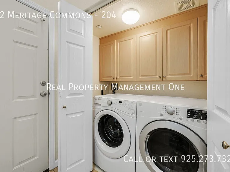 32 Meritage Cmn #204 — Photo 9