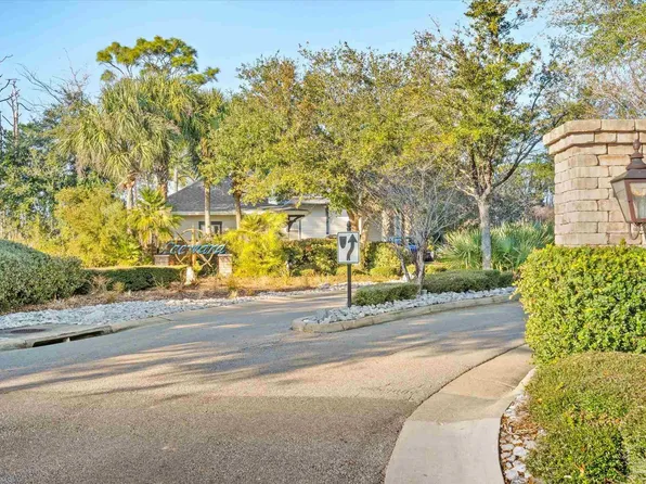 10679 Close Hauled Rd, Perdido Key, FL 32507