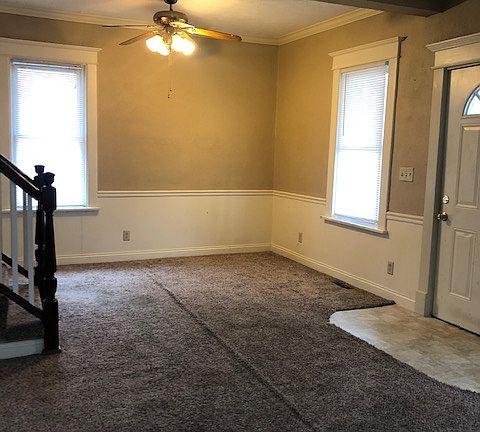3rd image of 3727 N Columbus Ave
