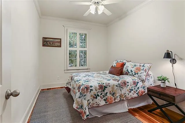 3213 Annunciation St — Photo 16