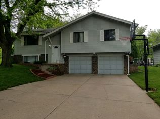 6618 S 137th Cir, Omaha, NE 68137