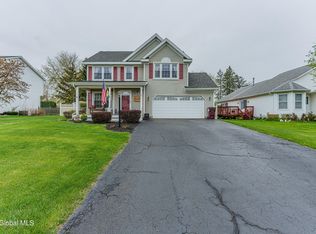 20 Cimarron Way, Latham, NY 12110