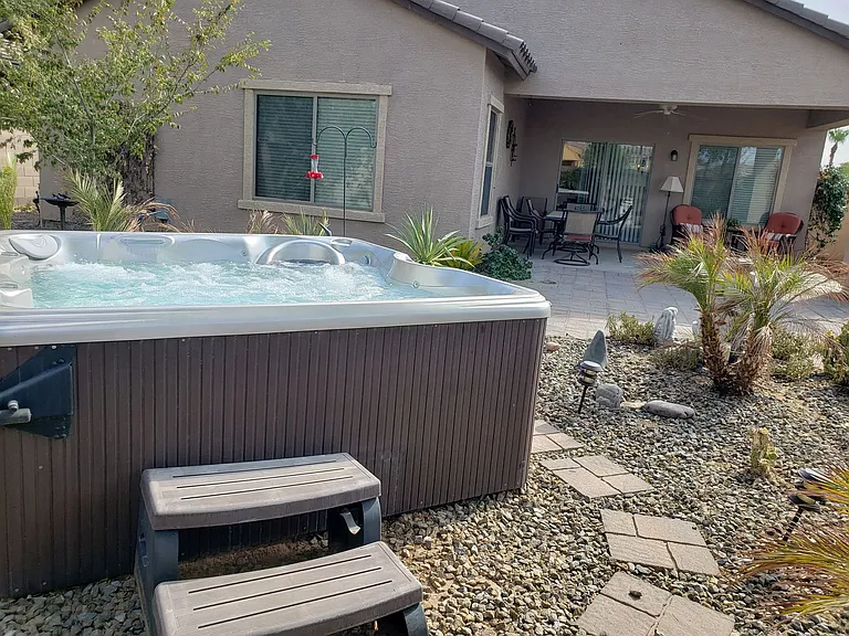 208 E Caribbean Dr — Photo 24