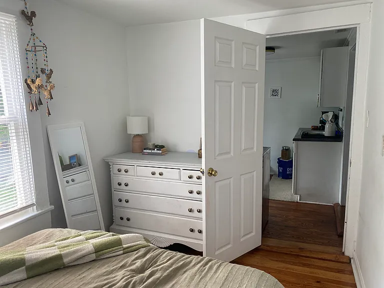 9 Kracke St #B — Photo 7