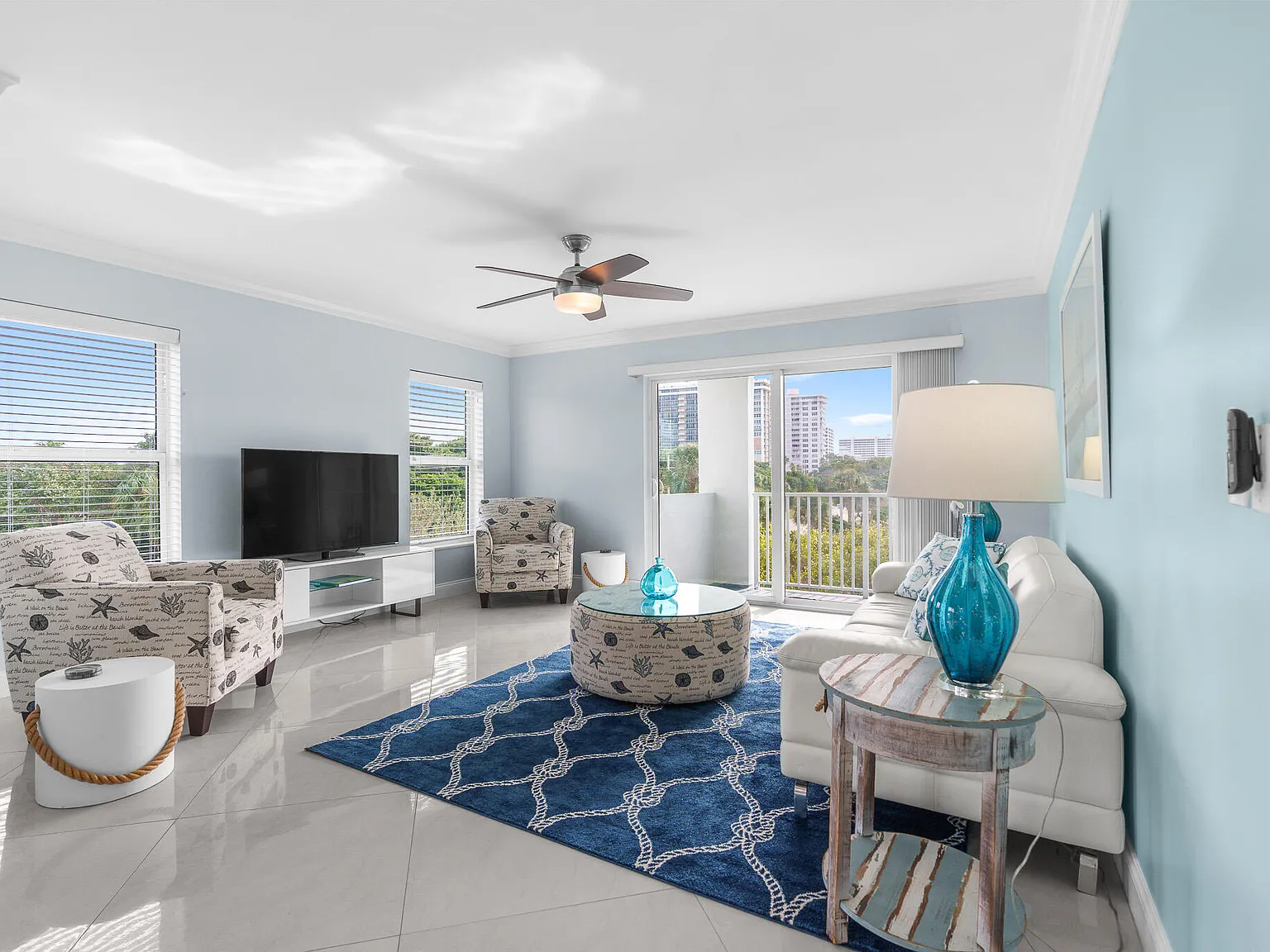 2 bed, 2.0 bath, 1170 sqft, $3,500 — Photo 4