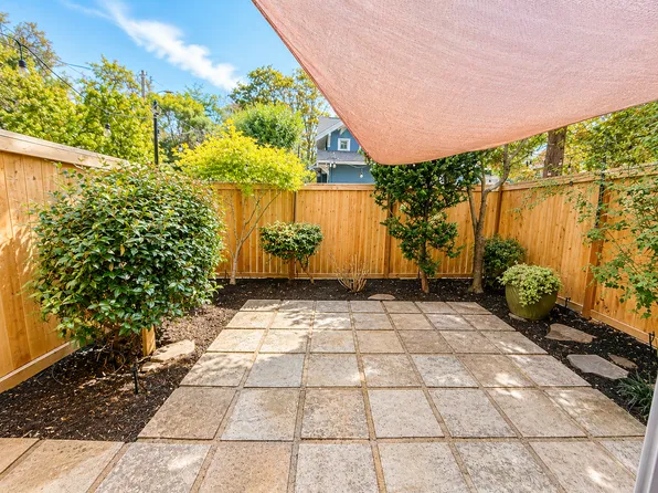1748 23rd Ave, Seattle, WA 98122