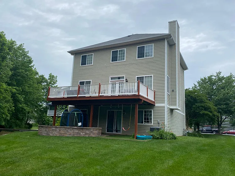 17 Hidden Cove Ct — Photo 2