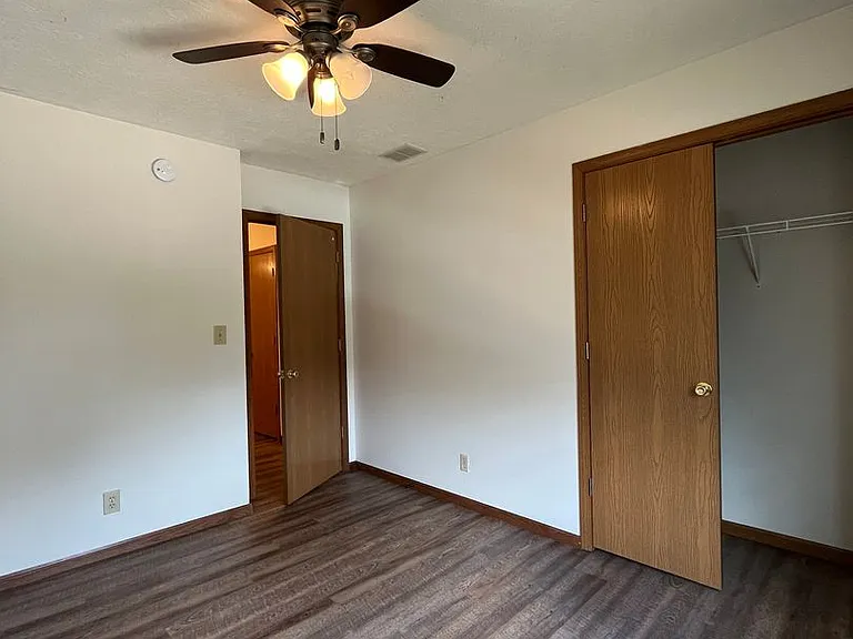 1001 Fannon Dr — Photo 19