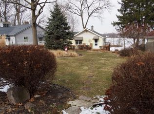 8950 E Nordman Dr, Syracuse, IN 46567