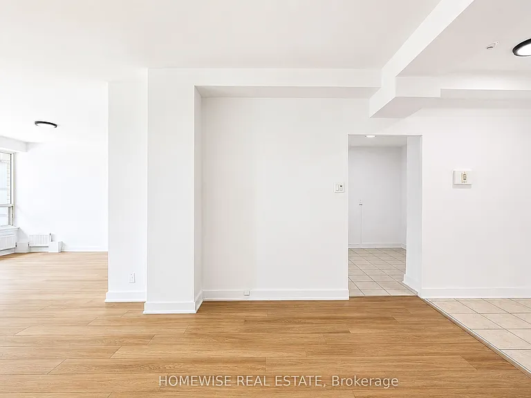2500 Bathurst St #307 — Photo 15