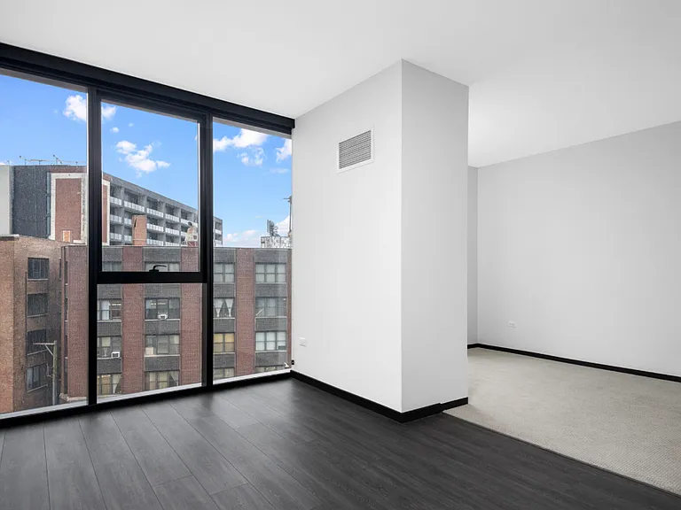 1380 W Randolph St #1203 — Photo 3