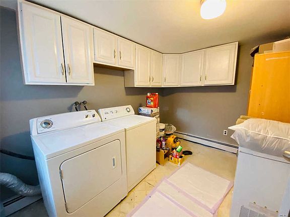 5th image of 4 Willow Ct #4