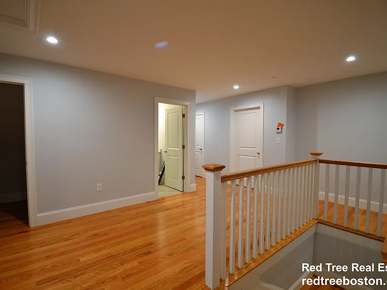18 Murdock St #1 — Photo 5