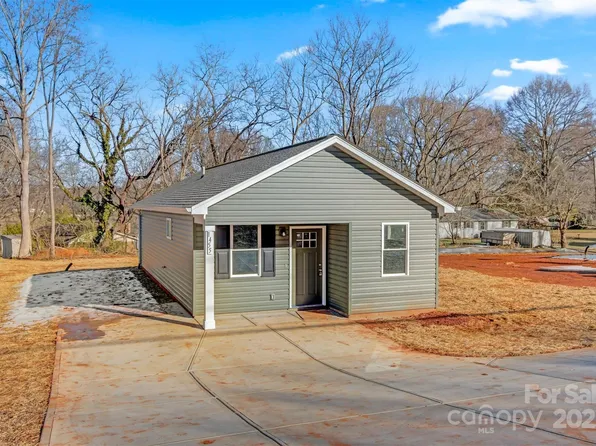 1455 Southwest Blvd, Newton, NC 28658