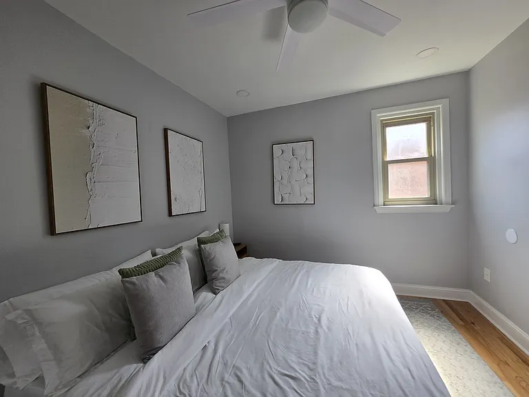 709 Pine St #202 — Photo 6