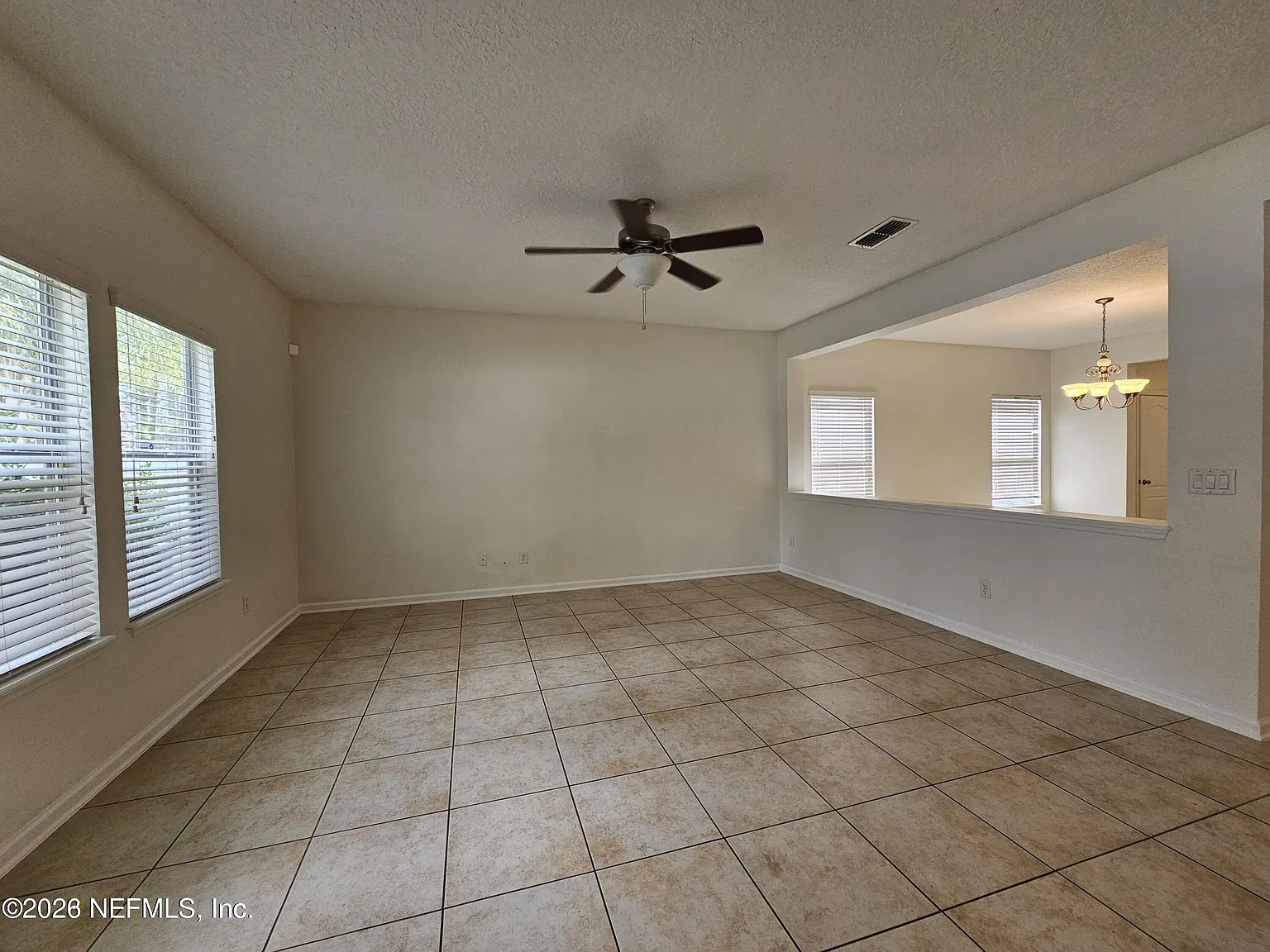 4 bed, 2.5 bath, 2227 sqft, $2,350 — Photo 3