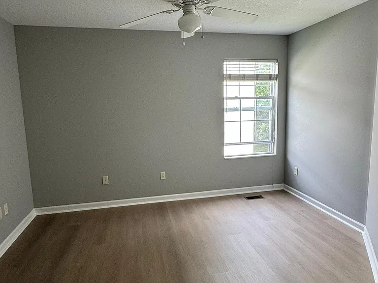 802 Station View Rd — Photo 20