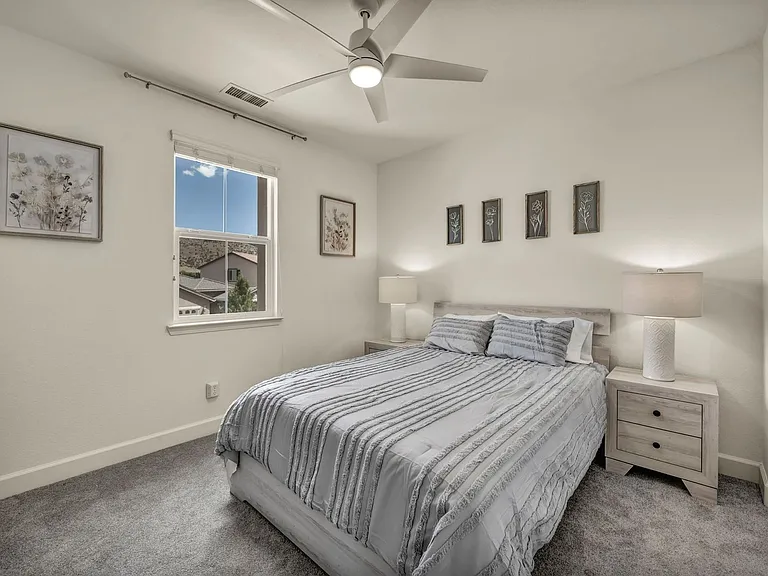 10677 Foxberry Park Dr — Photo 52