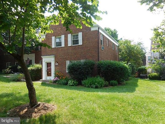 2nd image of 1451 Martha Custis Dr