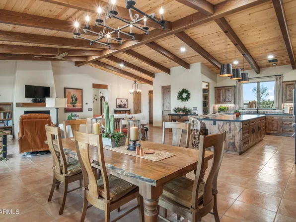 4450 Black Mountain Road, Wickenburg, AZ 85390