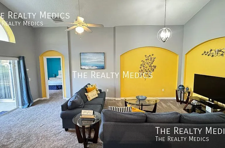 4802 Cumbrian Lakes Dr — Photo 25