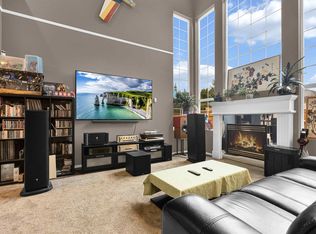 16977 83a Ave, Surrey, BC V4N4V1