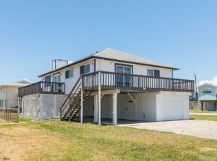 4102 Reeves Dr, Galveston, TX 77554