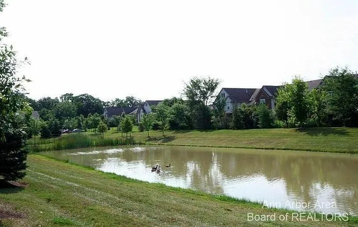3012 Orinoco Ln — Photo 2