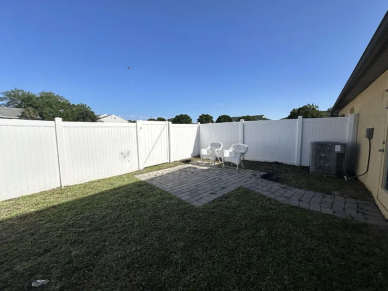 910 Luminary Cir — Photo 10