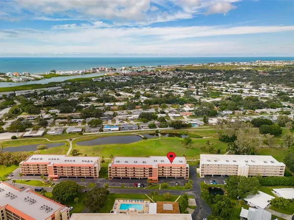 9490 Harbor Greens Way APT 207, Seminole, FL 33776