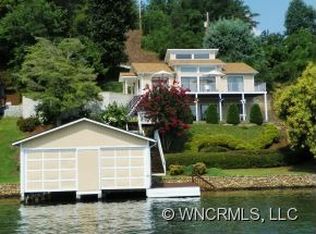 262 Snug Harbor Cir, Lake Lure, NC 28746